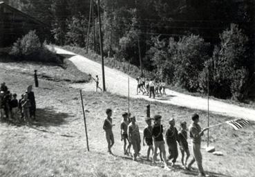 Iconographie - Colonie de vacances en Auvergne