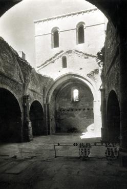 Iconographie - Le site détruit le 10 juin 1944 - Intérieur de l'église
