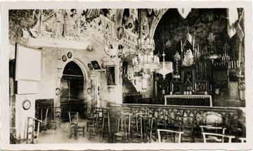 Iconographie - Intérieur de la chapelle miraculeuse