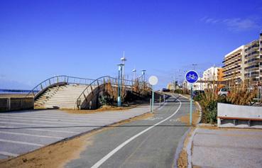 Iconographie - Passerelle face à l'avenue de La Plage