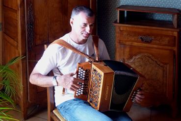 Iconographie - Vincent Palardy, accordéoniste diatonique