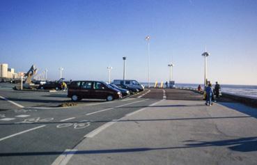 Iconographie - Le front de mer - Le remblai devant le palais des congrès Odysséa