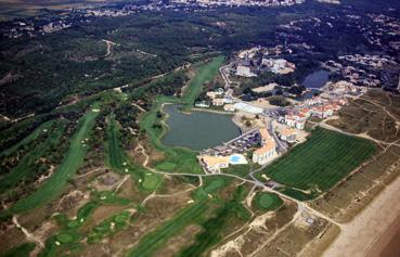 Iconographie - Vue aérienne du golf