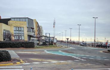 Iconographie - Le palais des congrès avant réaménagement