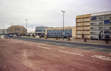 Iconographie - Le palais des congrès avant réaménagement