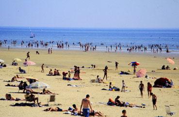 Iconographie - La plage et l'océan le 18 juin