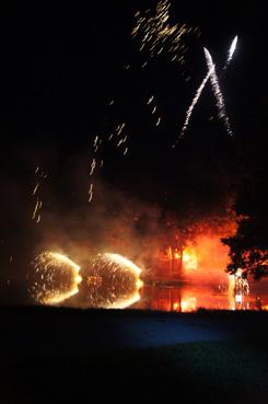 Iconographie - Le feu d'artifice de la fête de la mogette