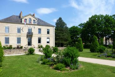 Iconographie - Le parc de la mairie