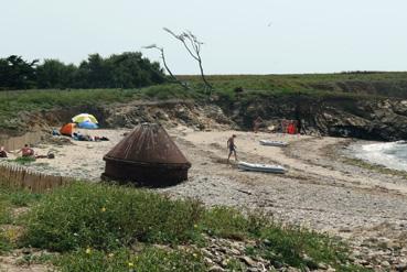 Iconographie - L'île Dumet - Plage à l'ouest et la bouée échouée