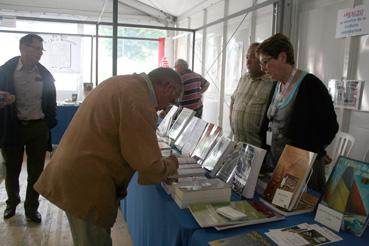 Iconographie - Arexcpo au salon du livre de mer