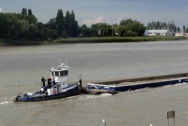 Iconographie - Anvers - Barge sur l'Escaut