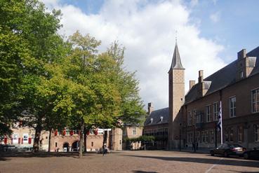 Iconographie - Middelbourg - Cours de l'abbaye