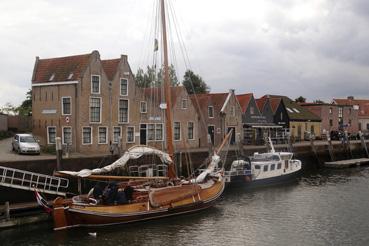 Iconographie - Zierikzee - Bateau Geertrui amarré