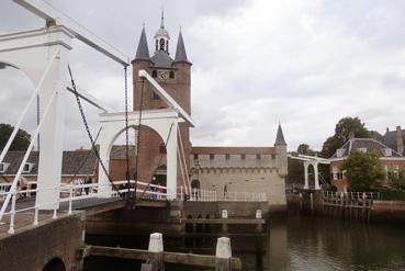 Iconographie - Zierikzee - Pont basculant et la porte sud du Port