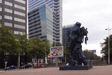 Iconographie - Rotterdam - Cascade, de l'Atelier Van Lieshout