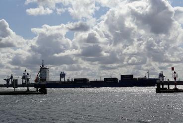 Iconographie - Hoek Van Holland - Navire porte conteneurs