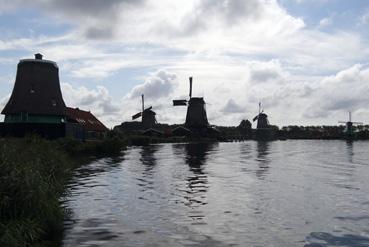 Iconographie - Zaandam - Zaans museum - Les moulins en contre-jour