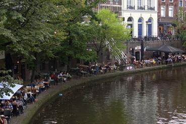 Iconographie - Utrecht - Restaurants sur les quais