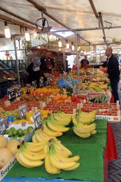 Iconographie - Delft - Commerce forain de fruits