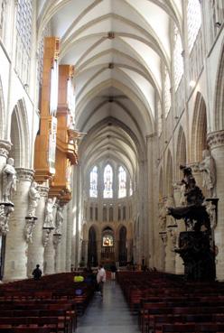 Iconographie - Bruxelles - Intérieur de la cathédrale Saint-Michel