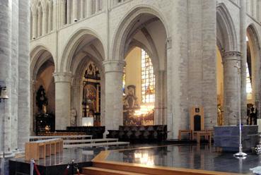 Iconographie - Bruxelles - Intérieur de la cathédrale Saint-Michel