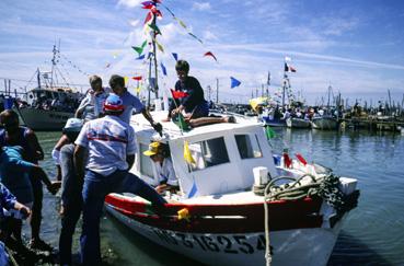 Iconographie - Fête de la mer au port de l'Epoids