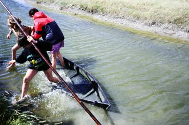 Iconographie - Formation à la navigation en yole, au Daviaud