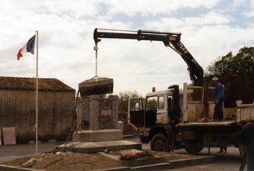 Iconographie - Déconstruction du monument aux Morts