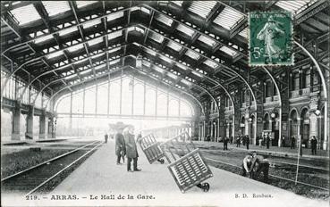 Iconographie - Le hall de la gare