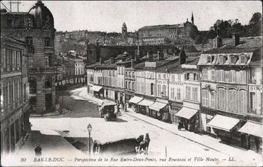 Iconographie - Perspective de la rue Entre-Deux-Pont, rue Rousseau et ville haute