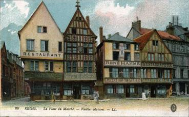 Iconographie - La place du marché - Vieilles maisons