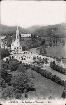 Iconographie - La basilique et l'esplanade