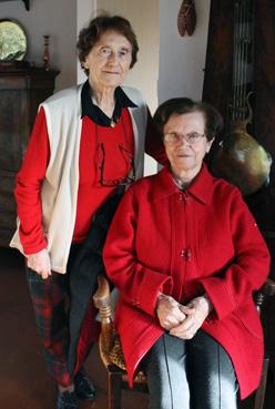 Iconographie - Mesdame Françoise Cougnaud et Agnès Guiraud, filles du Poilu Ferdinand Jauffrit