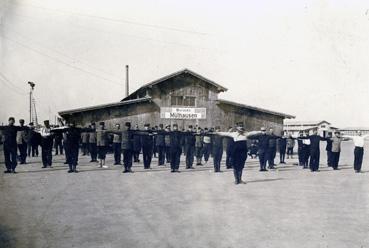 Iconographie - Camp de prisonniers de guerre de Dyrotz - La gymnastique