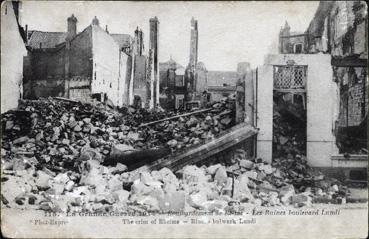 Iconographie - Bombardement de Reims - Les ruines boulevard Lundi