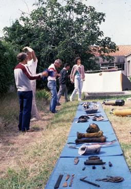 Iconographie - Fouilles du Maidstone - Exposition d'objets remontés à la surface