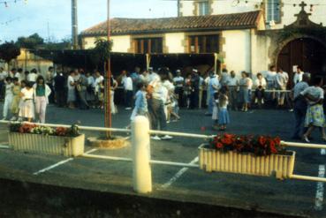 Iconographie - Fête du 14 juillet - Bal sur le place