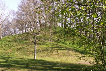 Iconographie - Tumulus du donjon au château