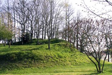 Iconographie - Tumulus du donjon au château