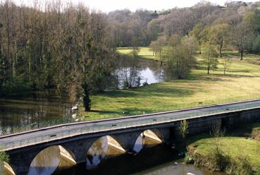 Iconographie - Le pont sur la Sèvre