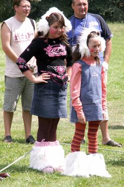 Iconographie - Kermesse - Fillettes costumées