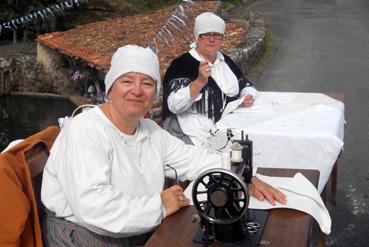 Iconographie - Marché du terroir et de l'artisanat d'art - Couturières