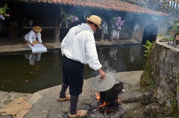 Iconographie - Marché du terroir et de l'artisanat d'art - Au lavoir