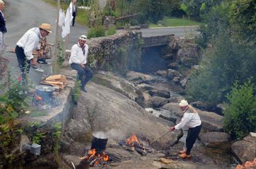 Iconographie - Marché du terroir et de l'artisanat d'art - Au lavoir