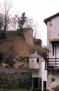 Iconographie - Tour et rempart du château