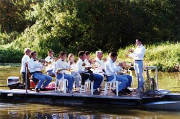 Iconographie - Musiciens sur le lac de Grand-Lieu