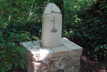 Iconographie - Borne Louis de La Rochejaquelein aux Mathes