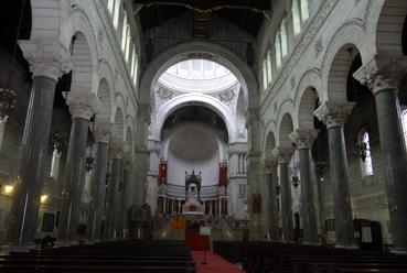 Iconographie - La nef centrale de la basilique Saint Martin