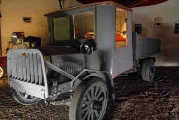 Iconographie - Camion Packard au Musée Maurice Dufresne