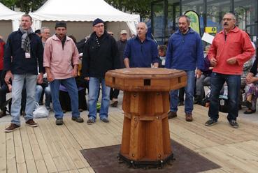 Iconographie - Fête du Golfe - Trophée Capitaine Hayet - Touline